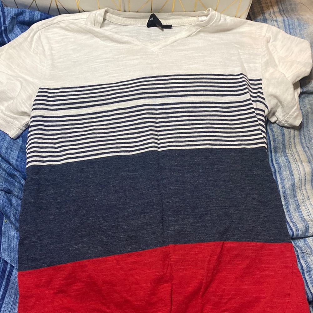 Nice tee. Size medium